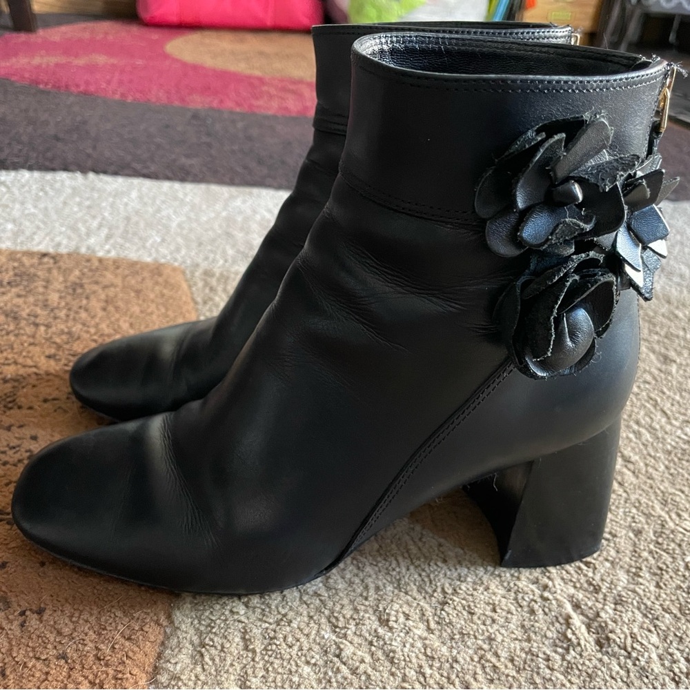 Tory Burch Black Leather Blossom Ankle Zipper Boots 3” Block Heels